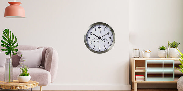 Silent non-ticking wall clocks UK